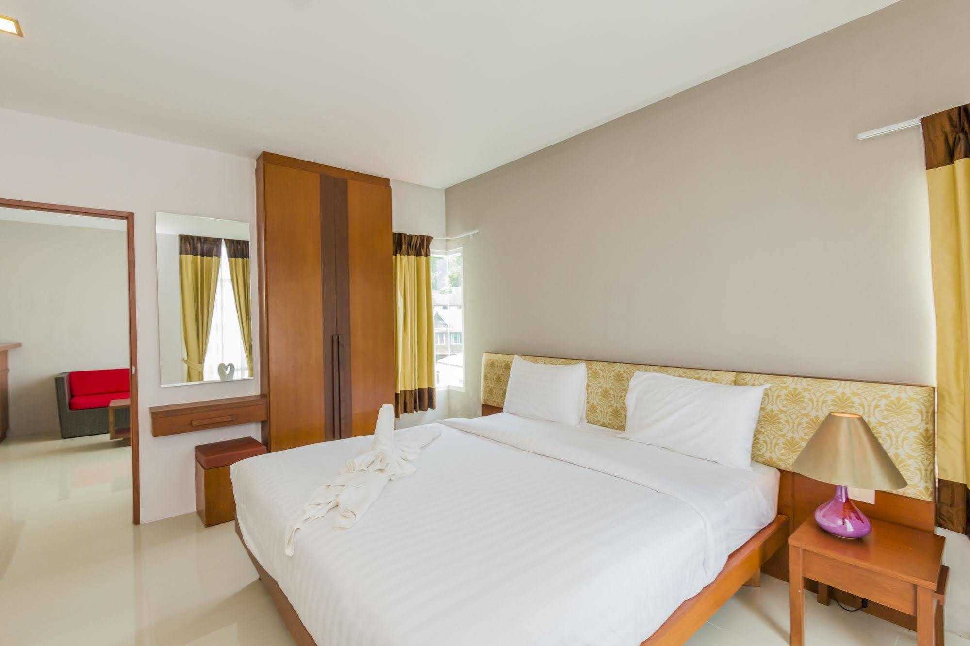 Baan Lukkan Patong Resort Phuket Exterior foto