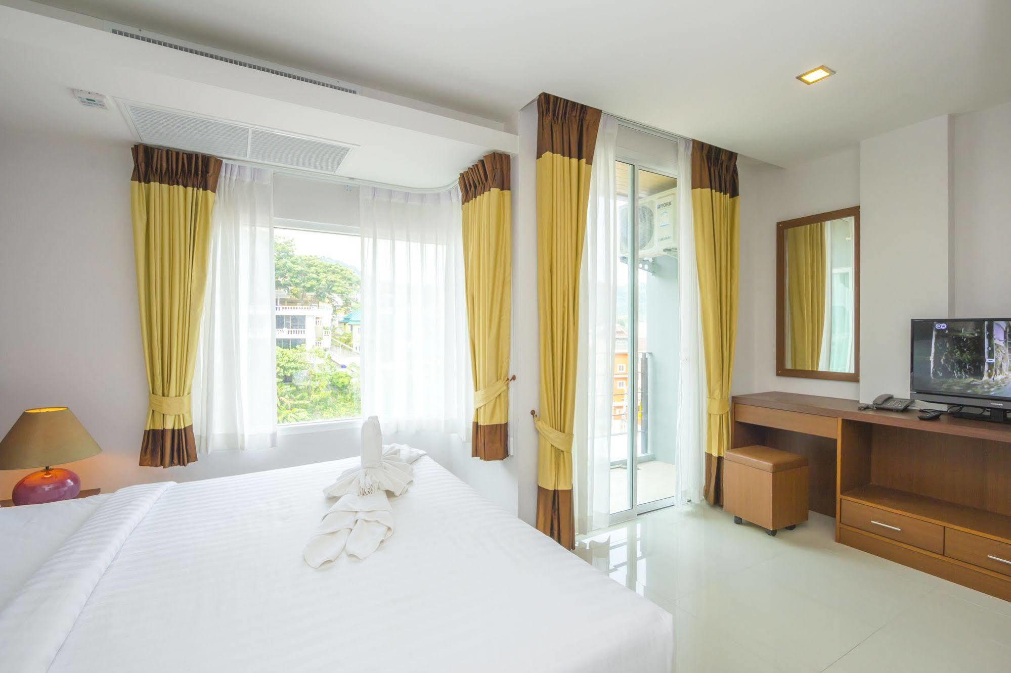 Baan Lukkan Patong Resort Phuket Exterior foto